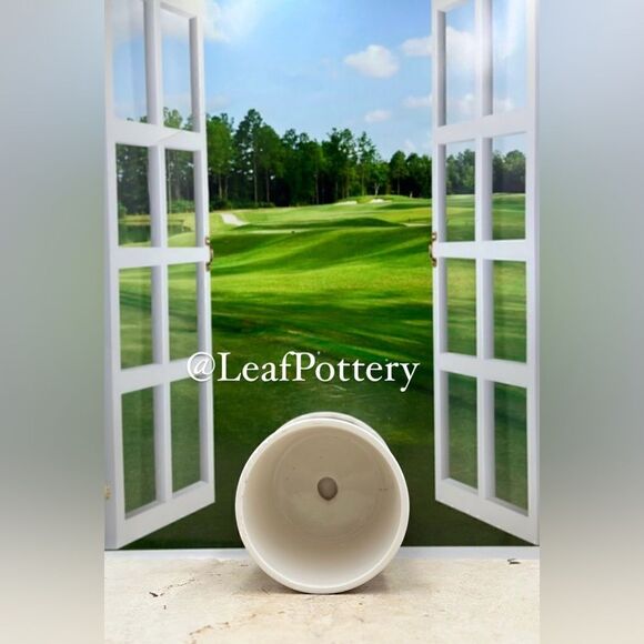 Ginger White/Black Ceramic Planter Pot with Saucer Attached - Picture 7 of 9